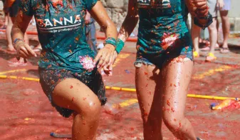 Do we love tomatoes?! – La Tomatina 2014