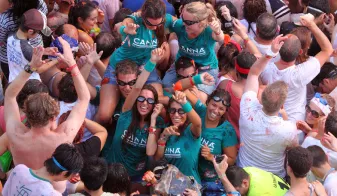 Do we love tomatoes?! – La Tomatina 2014