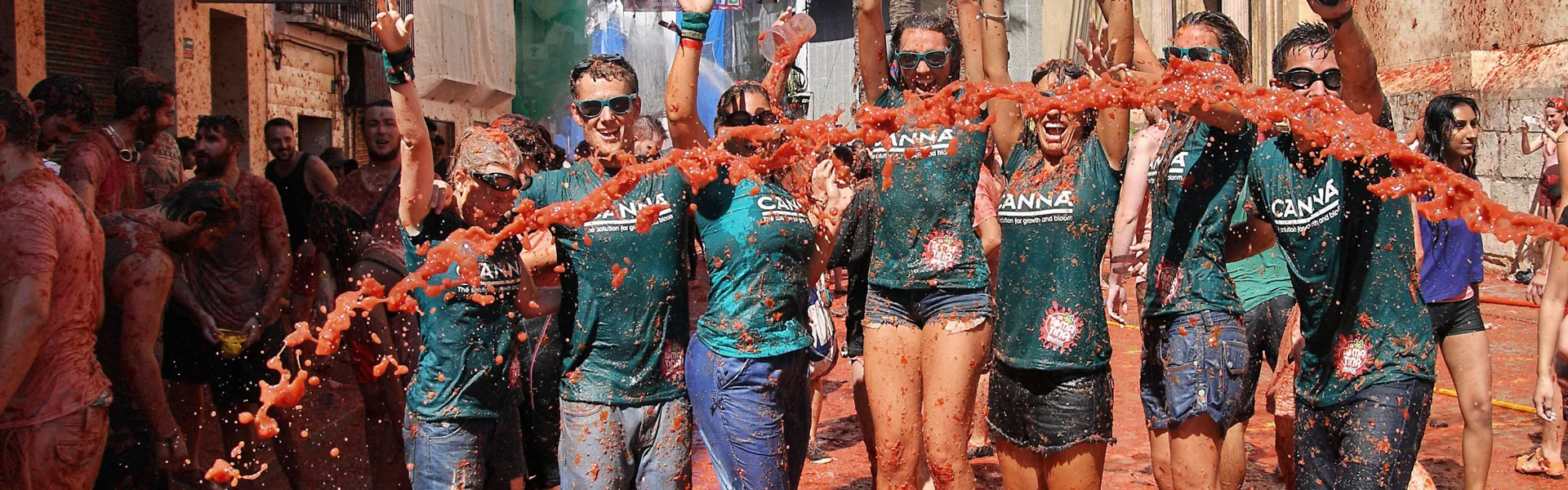 Do we love tomatoes?! – La Tomatina 2014